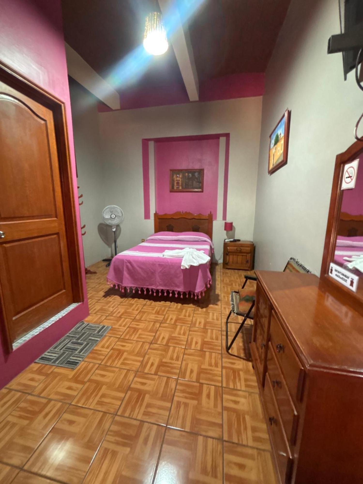 Hotel Posada "Mi Rosita" 오아하카주 외부 사진
